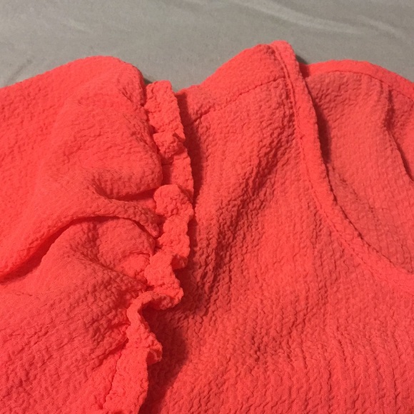 Women’s Worthington short sleeved Blouse - Picture 5 of 6